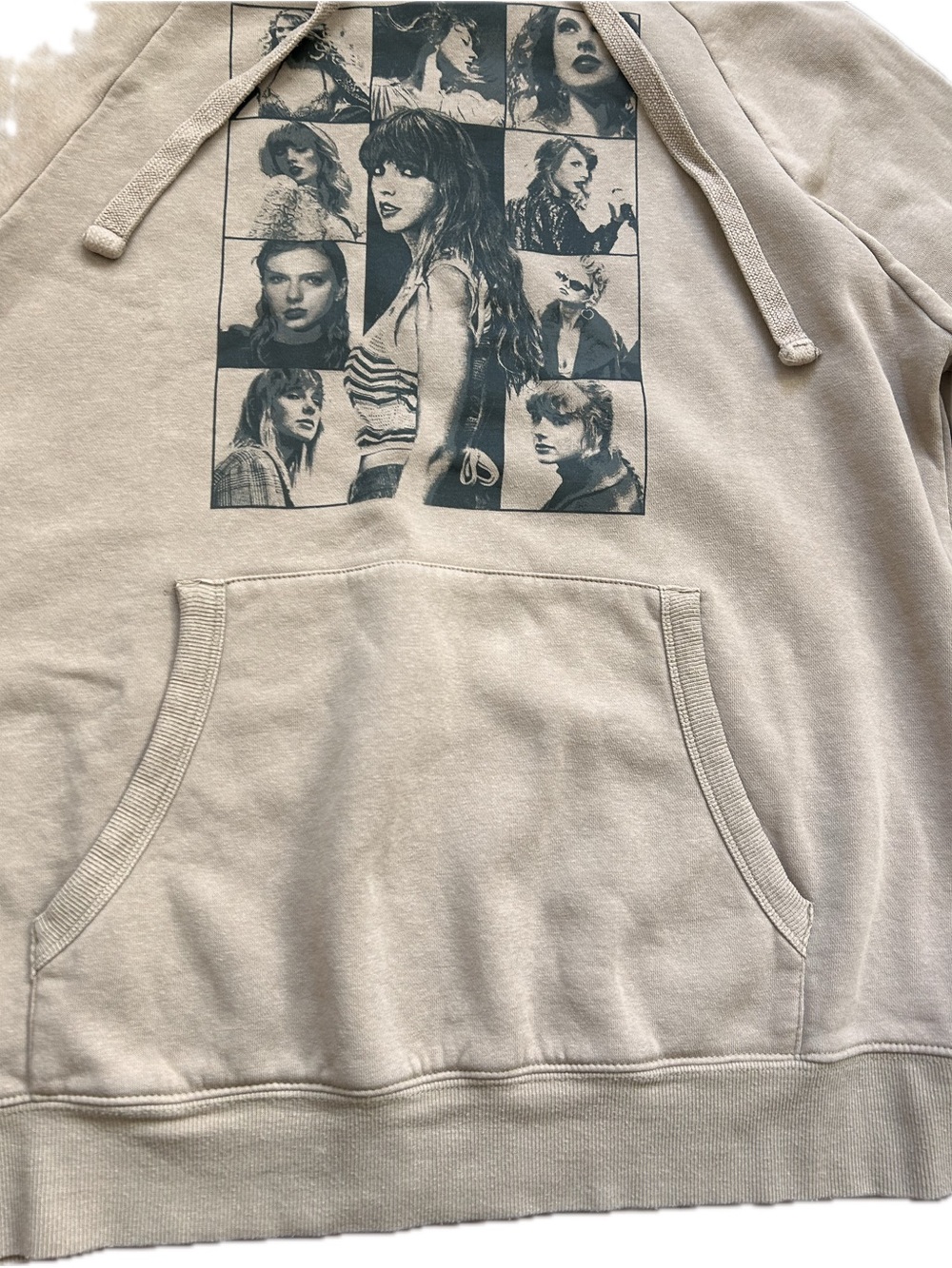 Taylor Swift Official Eras Tour Hoodie w/Photo Collage, EUC - Picture 7 of 12